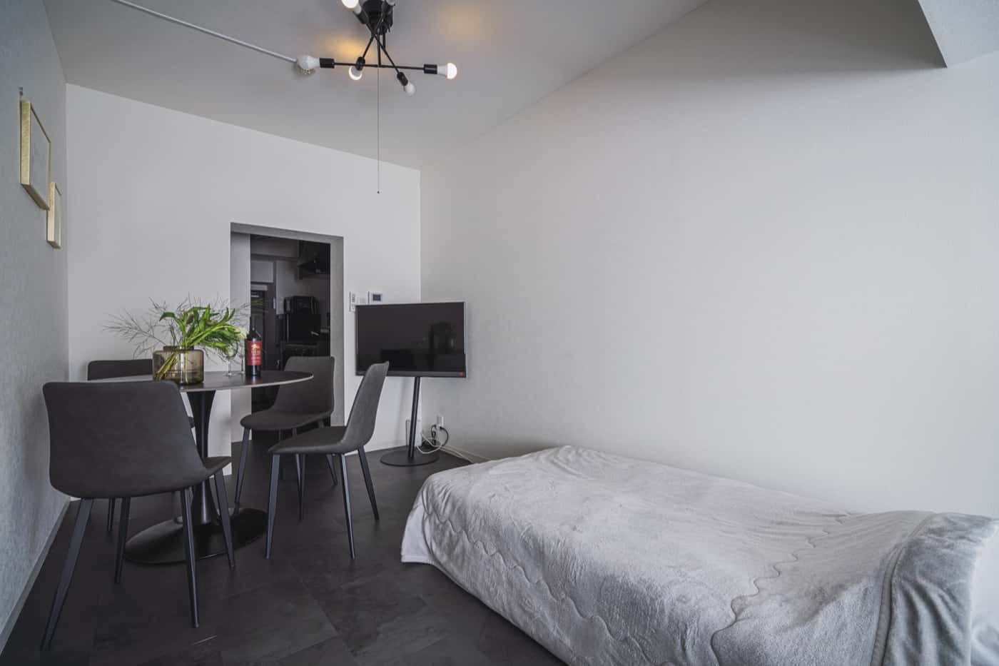 One-Bedroom Apartment — Azabu-Juban, Tokyo